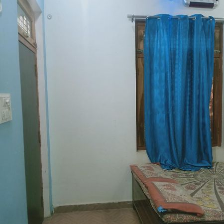 Saksham Guest House Jhusi Exteriér fotografie